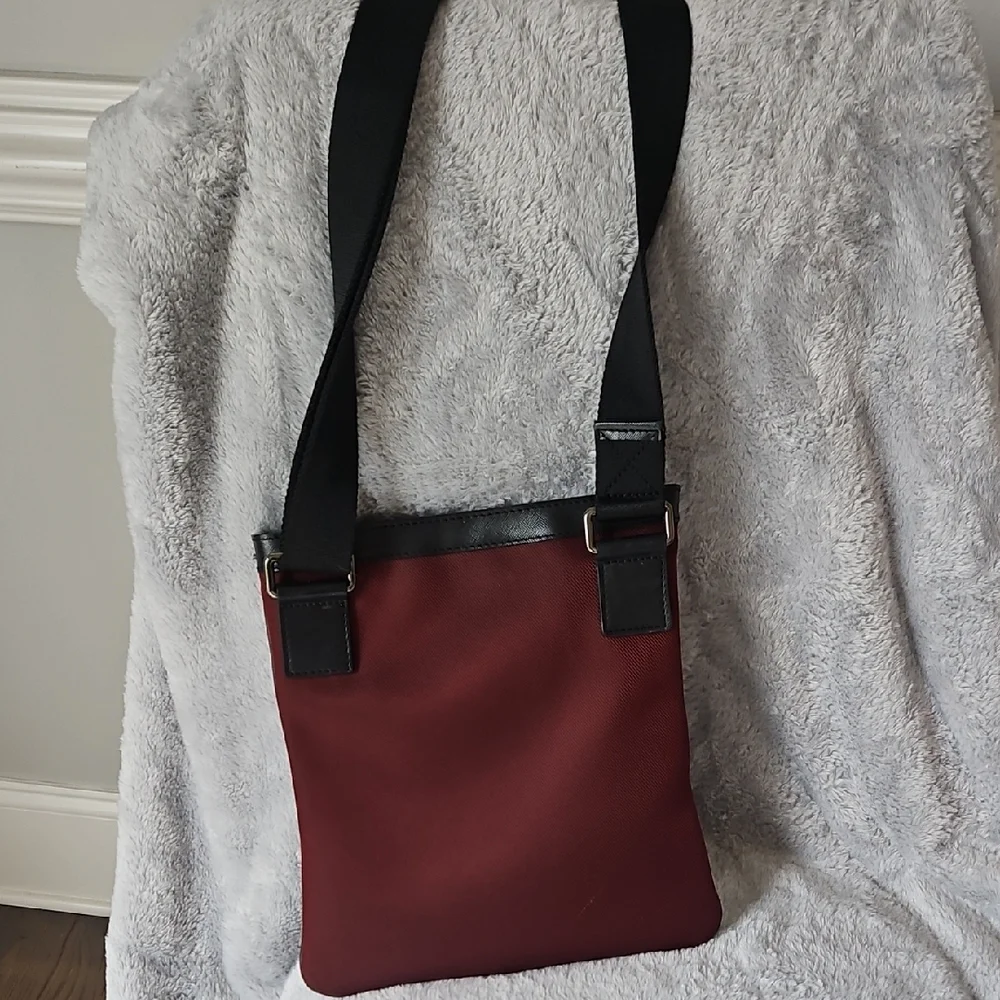 Burberry Red and Black Messenger Bag - Picture 2 of 2